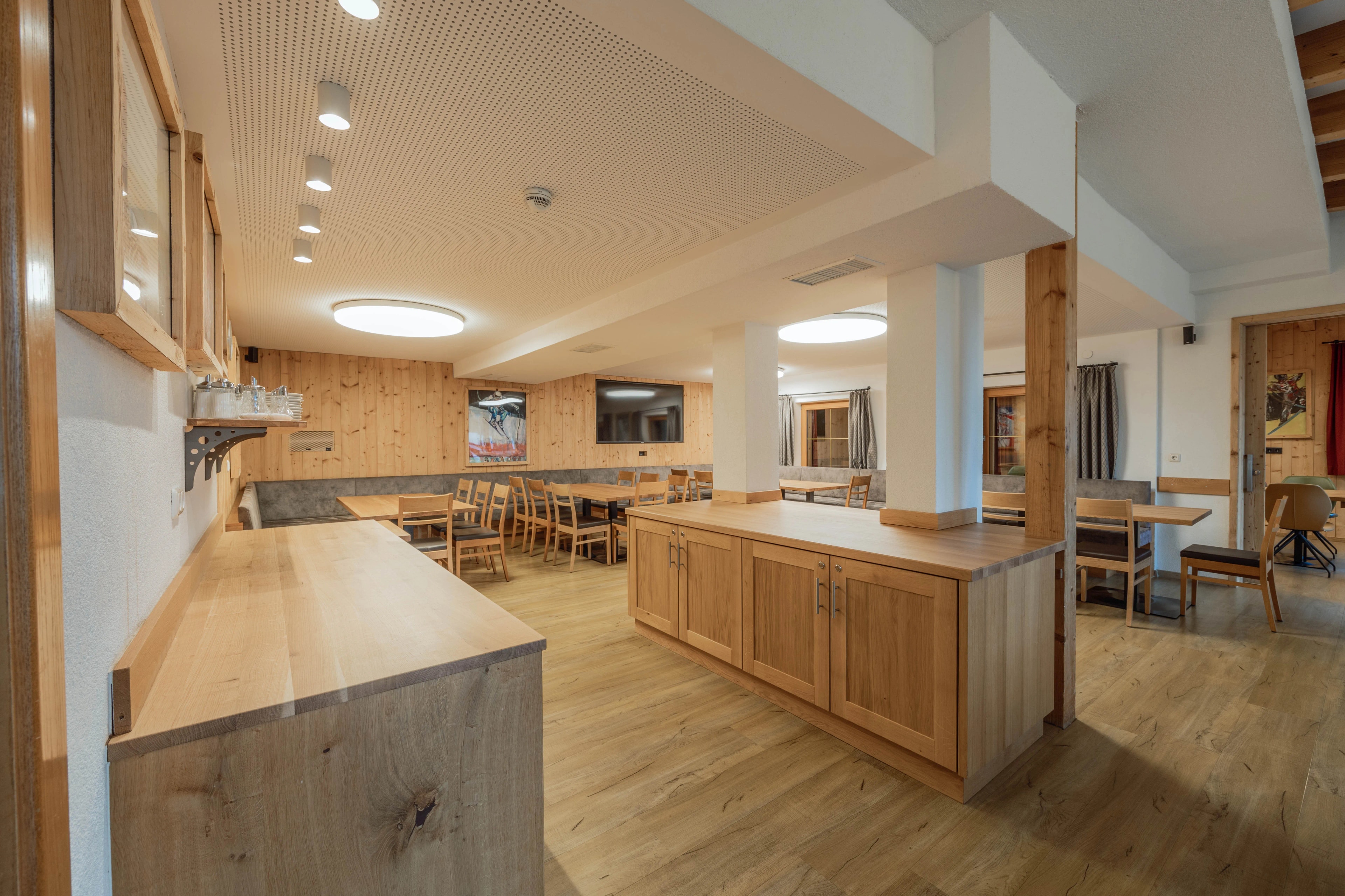 Großer Aufenthaltsraum Bild 1