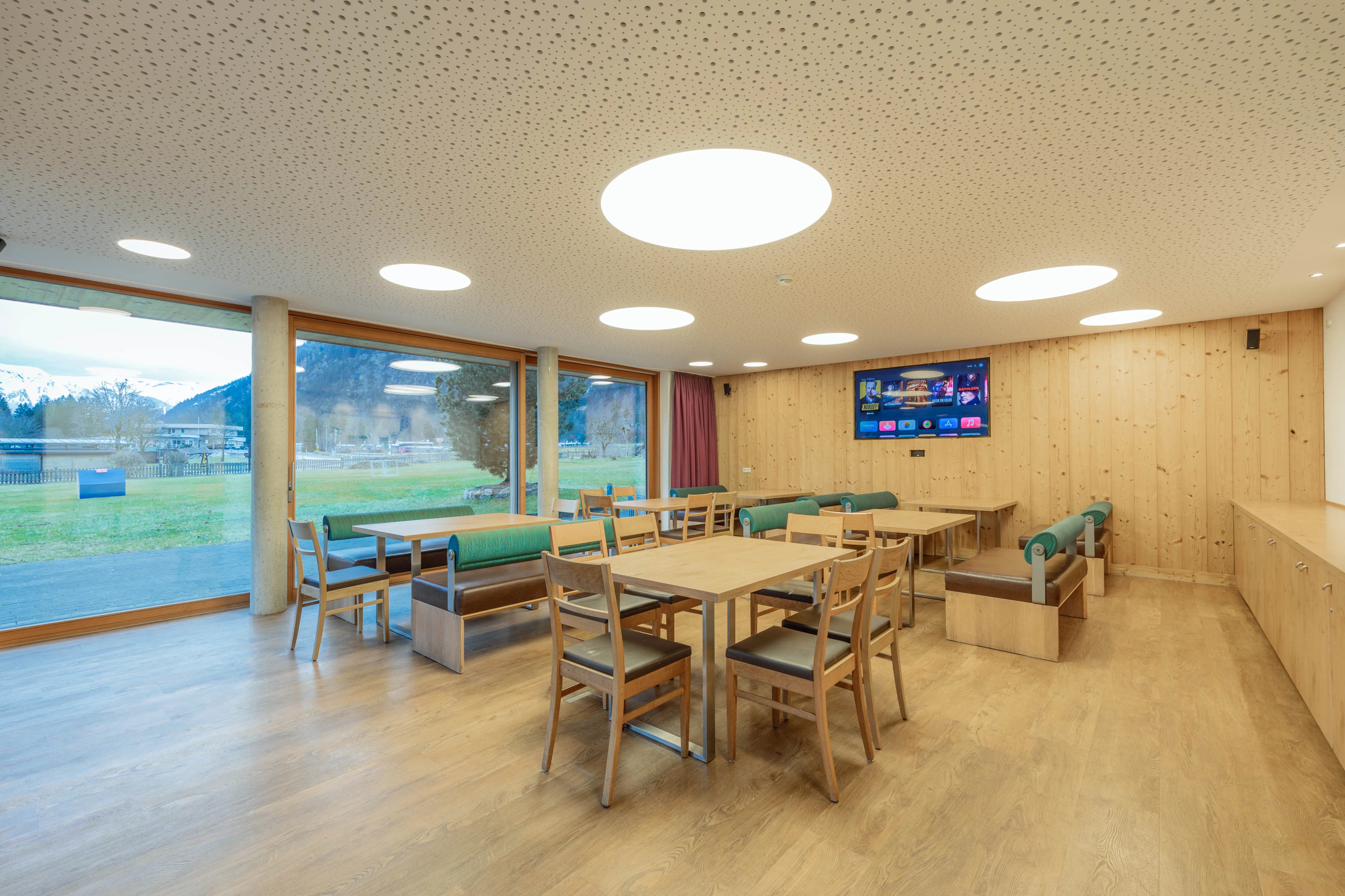 Panoramaraum Bergblick Bild 5